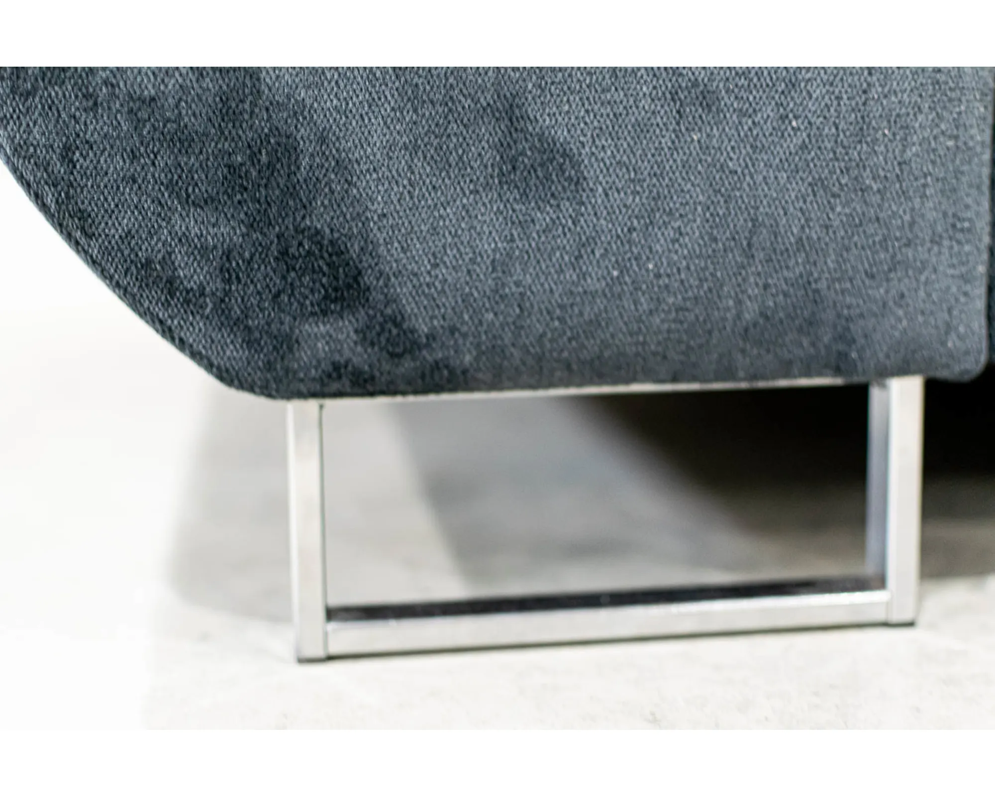 BEN U alakú sarokülő